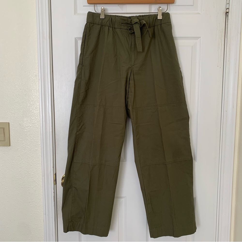 Banana Republic Olive Green Straight Leg Pants M